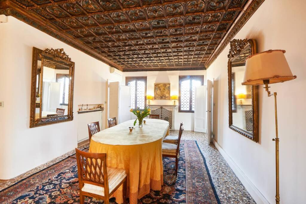Ca' Fenice, Charming Apartment In San Marco, Sleep 7 ヴェネツィア エクステリア 写真