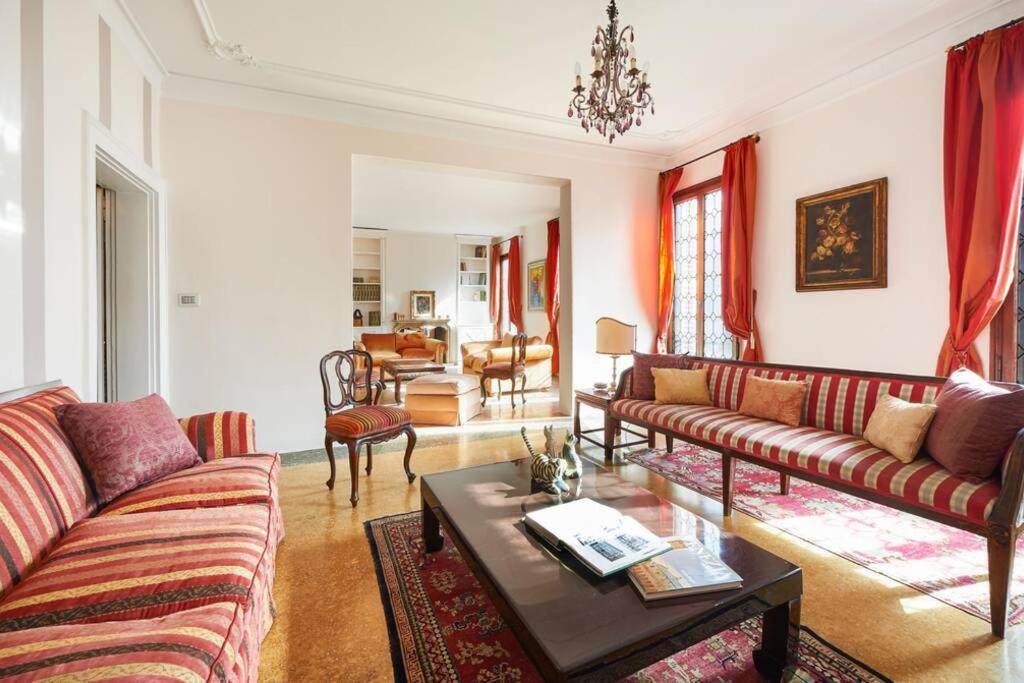 Ca' Fenice, Charming Apartment In San Marco, Sleep 7 ヴェネツィア エクステリア 写真