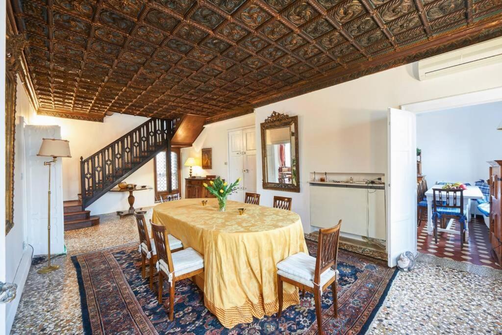 Ca' Fenice, Charming Apartment In San Marco, Sleep 7 ヴェネツィア エクステリア 写真