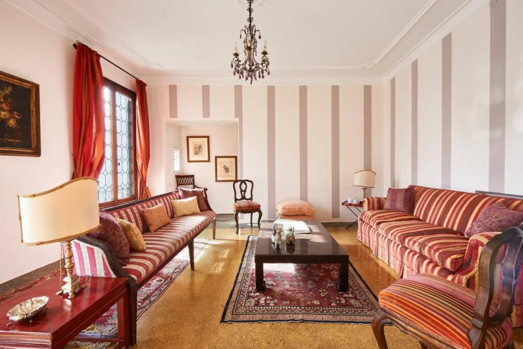 Ca' Fenice, Charming Apartment In San Marco, Sleep 7 ヴェネツィア エクステリア 写真